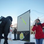 45 de minute de cinema cu întârziere în piaţa mare