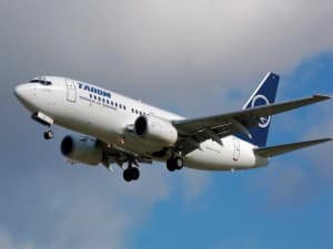 două curse deviate spre aeroporturile din sibiu şi constanţa, din cauza furtunii din capitală
