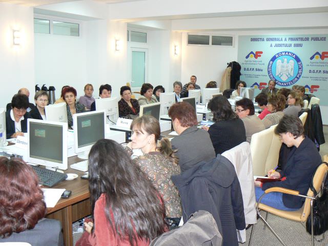 seminar de instruire pe teme de contabilitate şi tehnologia informaţiei la sibiu