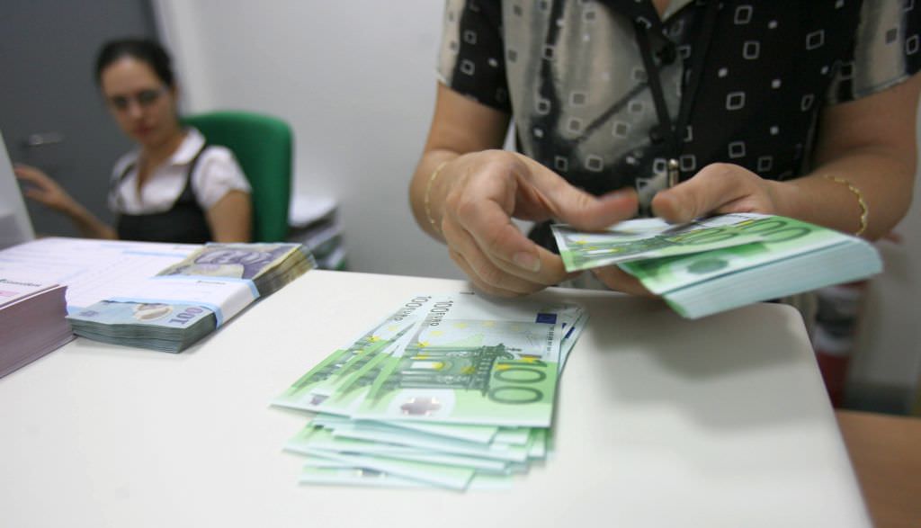sibiul printre județele cu cei mai mulți restanțieri la creditele în lei și valută