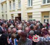 video foto iohannis şi-a lansat cartea cu soţia de mână. mesaj emoţionant pentru carmen!