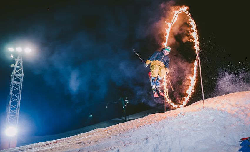 super petrecere de revelion la arena platoș din păltiniș