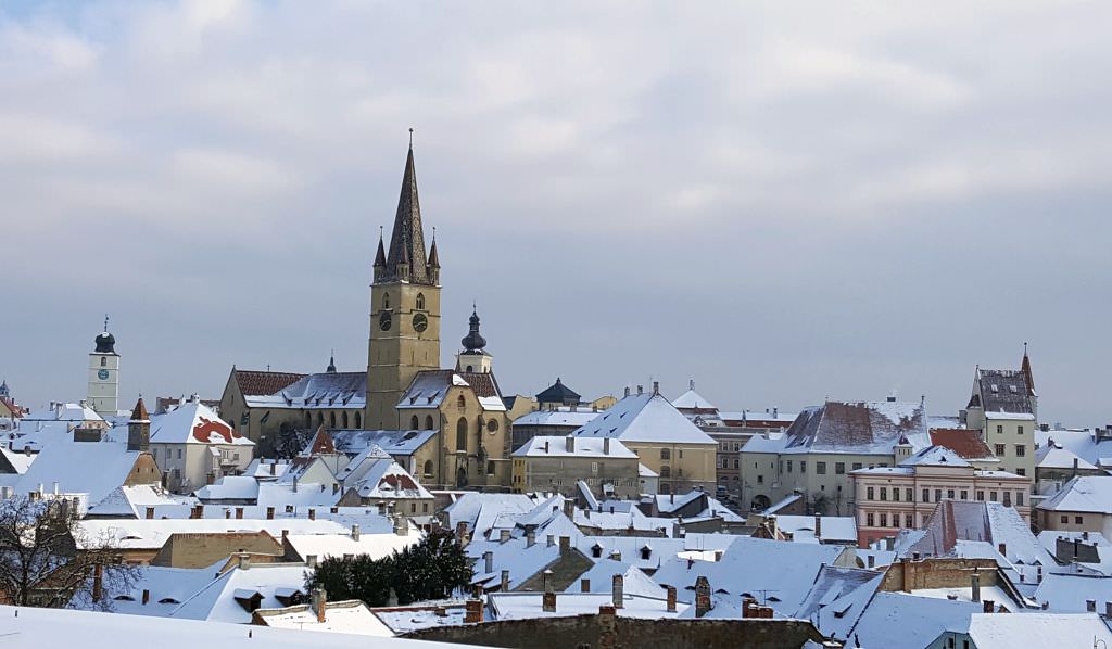 alertă – se întorc zăpezile în mai multe județe. sibiul sub cod portocaliu de ninsori