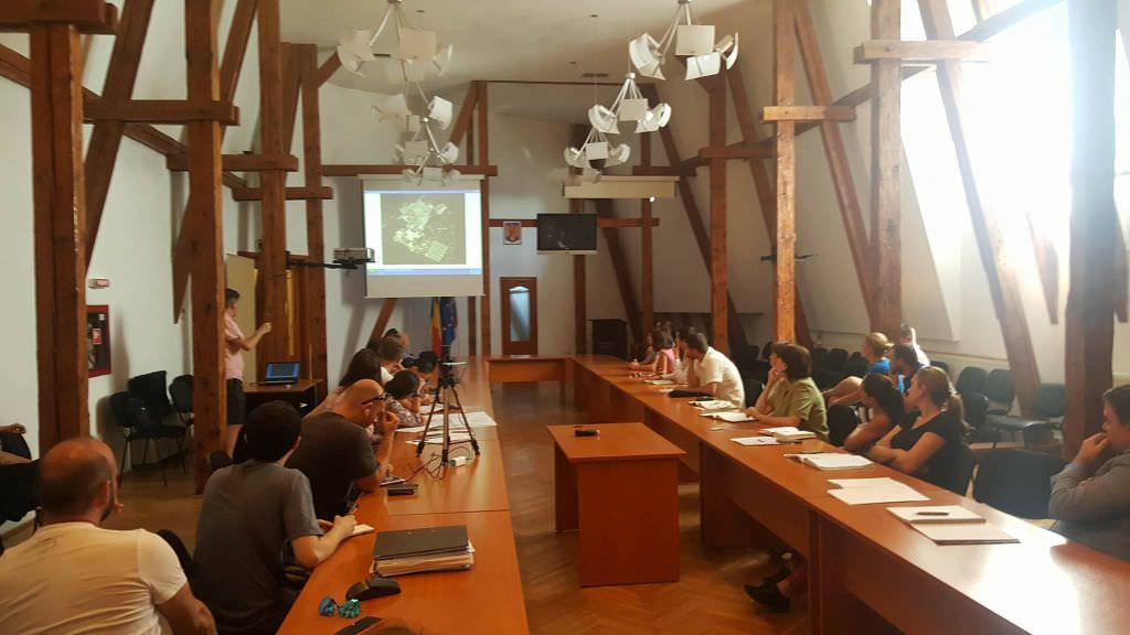 video – dezbatere cu ”scântei” la primărie despre viitorul ansamblu rezidențial din pădurea dumbrava. cine are dreptate?