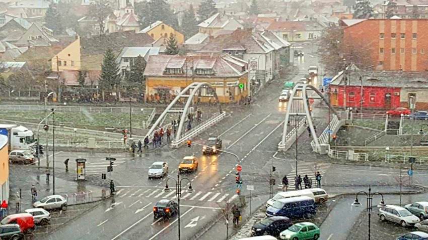 cod galben de ninsori pentru toată țara. mai multe zone montane sunt sub cod portocaliu