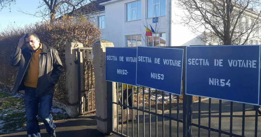 alegeri parlamentare – sibienii se mobilizează pentru vot. secția de la școala regina maria, cei mai mulți votanți (ora 15.15)