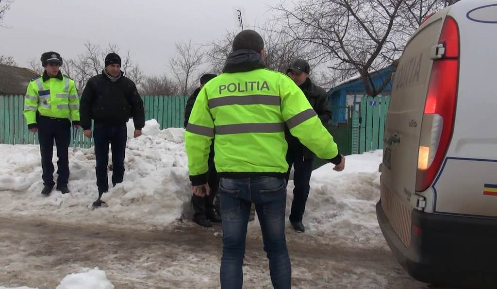 adolescent omorât în bătaie din cauza unor postări pe facebook. i-au dat cu toporul în cap