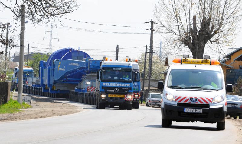 trafic îngreunat pe a1 la sibiu din cauza unui transport agabaritic