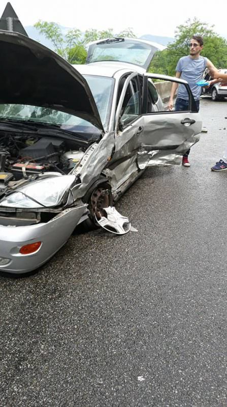 update foto accident pe valea oltului. sensul spre sibiu blocat