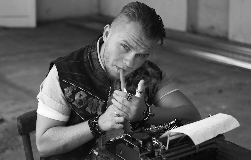 codin matinciuc speriat de o tânără la sibiu - ''mirosea a transpirație cum n-am întâlnit vreodată!''