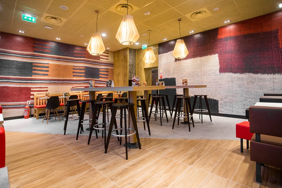 FOTO McDonald’s a deschis restaurantul de pe Nicolae Bălcescu la Sibiu foto mcdonald’s a deschis restaurantul de pe nicolae bălcescu la sibiu