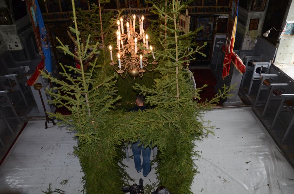 foto obicei în numele lui iisus păstrat de sibienii din galeș
