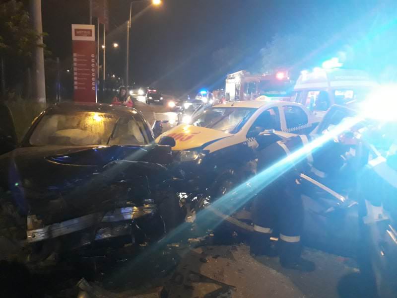 UPDATE VIDEO FOTO Accident grav la Mediaș cu patru victime - Una este încarcerată și inconștientă update video foto accident grav la mediaș cu patru victime - una este încarcerată și inconștientă