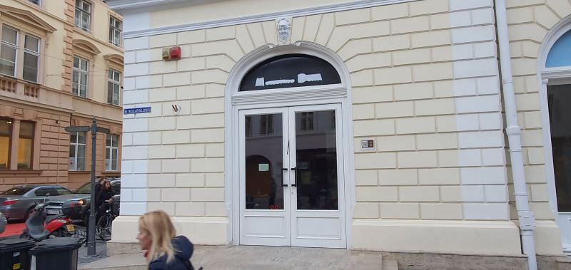 efectul mall-ul de la gară - centrul sibiului părăsit de marile branduri