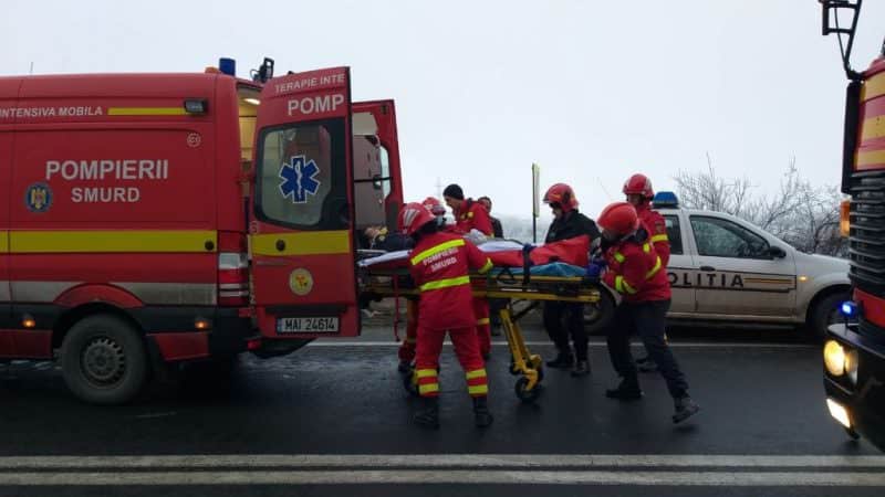 VIDEO FOTO Cum s-a produs accidentul grav de la intrarea pe Valea Oltului - Starea răniților video foto cum s-a produs accidentul grav de la intrarea pe valea oltului - starea răniților