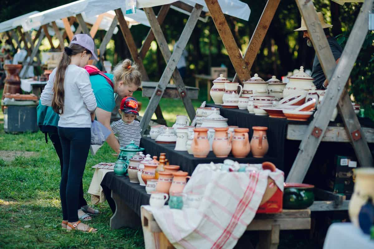 ediția de toamnă a târgului „frumos. ceramic. folositor” începe vineri – programul complet