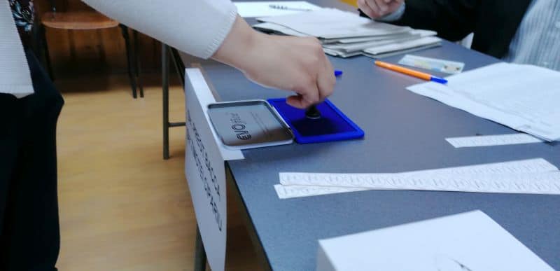 rezultate oficiale parțiale - pmp trece pragul și intră în parlament, la mustață