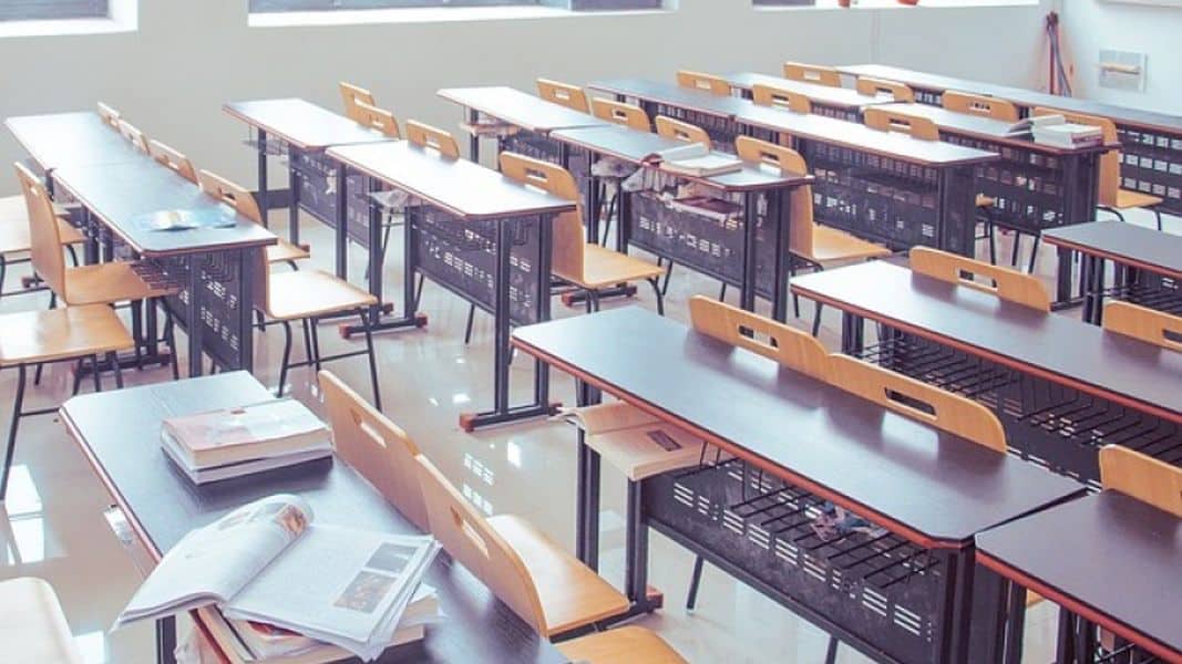 societatea de geografie din sibiu protestează împotriva reducerii orelor de geografie
