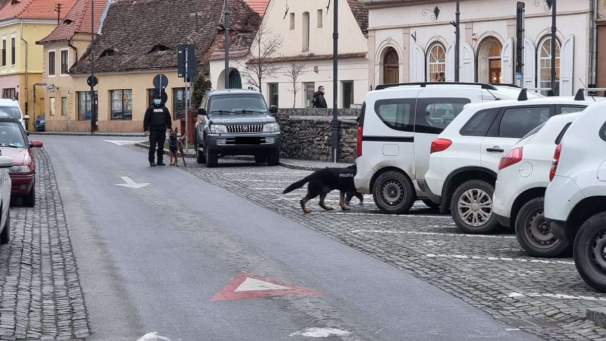 video foto - alarmă falsă la sibiu pe 9 mai - amenințarea cu bombă nu se confirmă