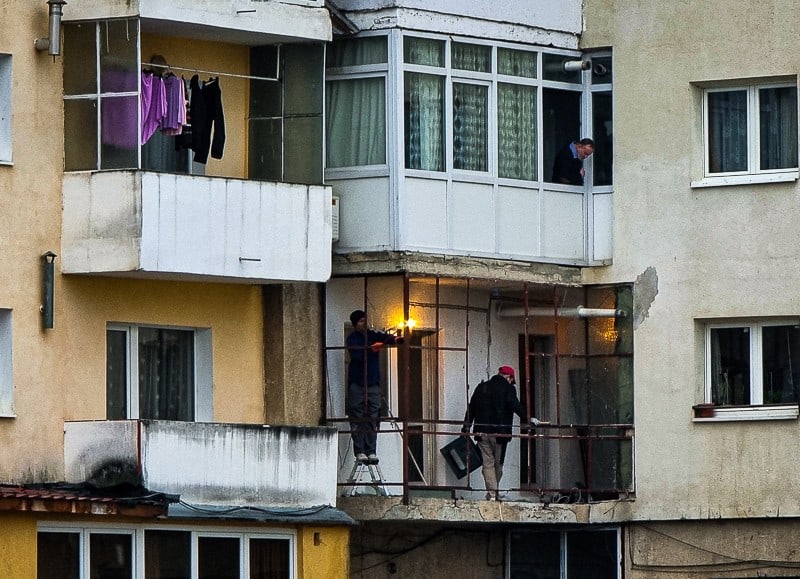 sibiul, ”paradisul” șantierelor de construcții ilegale. fruntași, locuitorii din turnișor