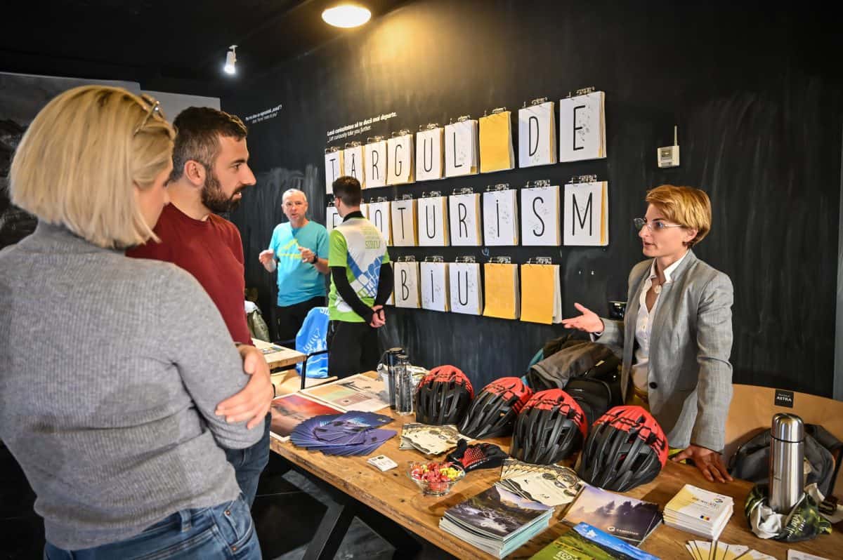 ecoturismul, o nișă în continuă creștere la sibiu - tot mai mulți sibieni, interesați de activități în aer liber