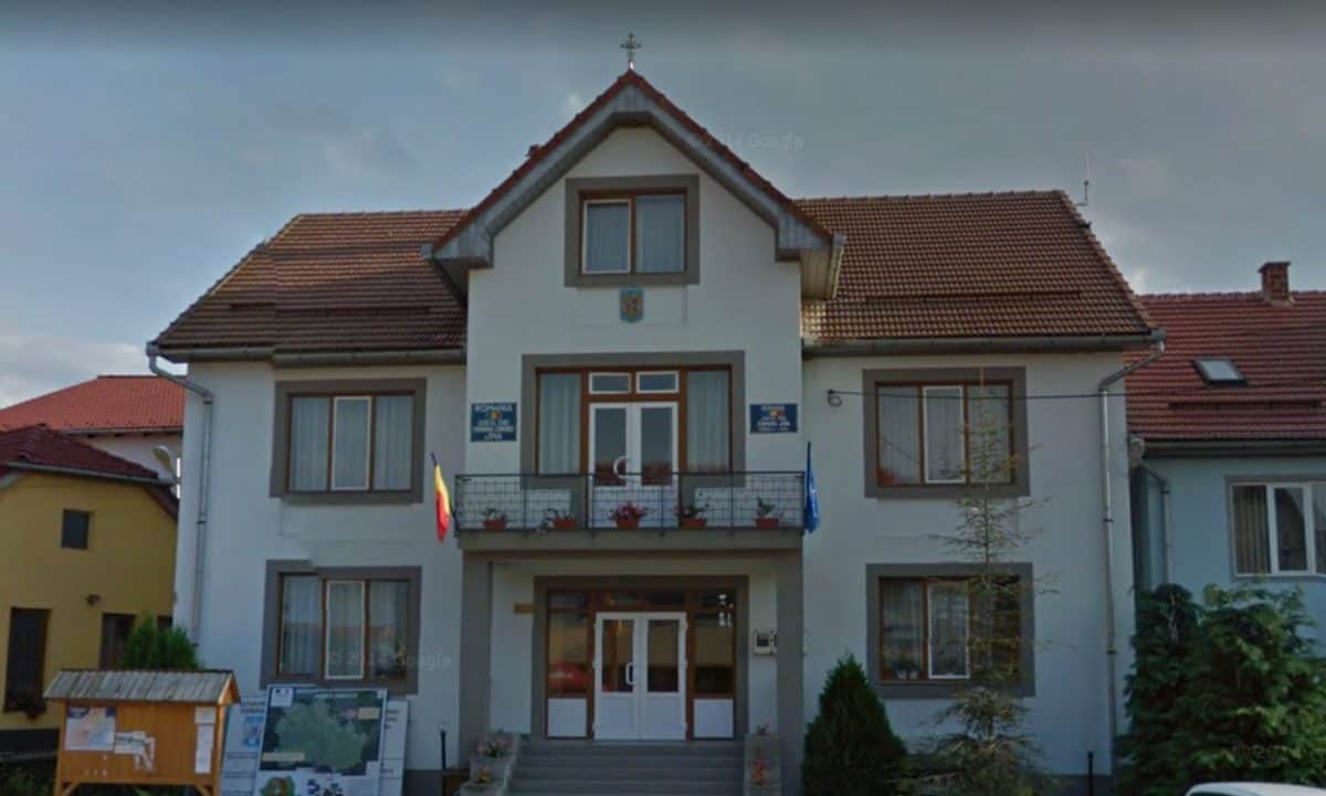 inspector din primăria jina, declarat incompatibil de ani