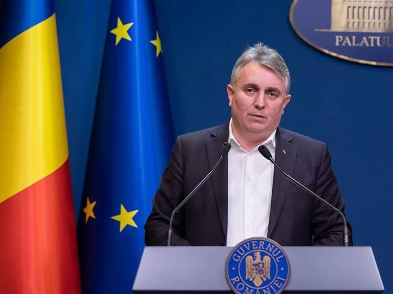 usr îl acuză de plagiat pe lucian bode - ”a copiat cuvânt cu cuvânt de pe wikipedia”