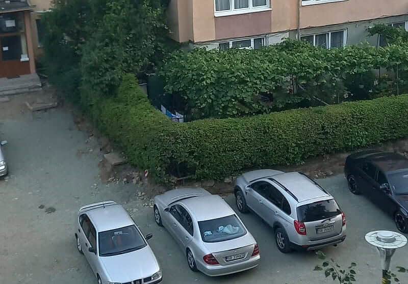 lucrările din terezian trezesc dispute - să "moară" și grădina vecinului