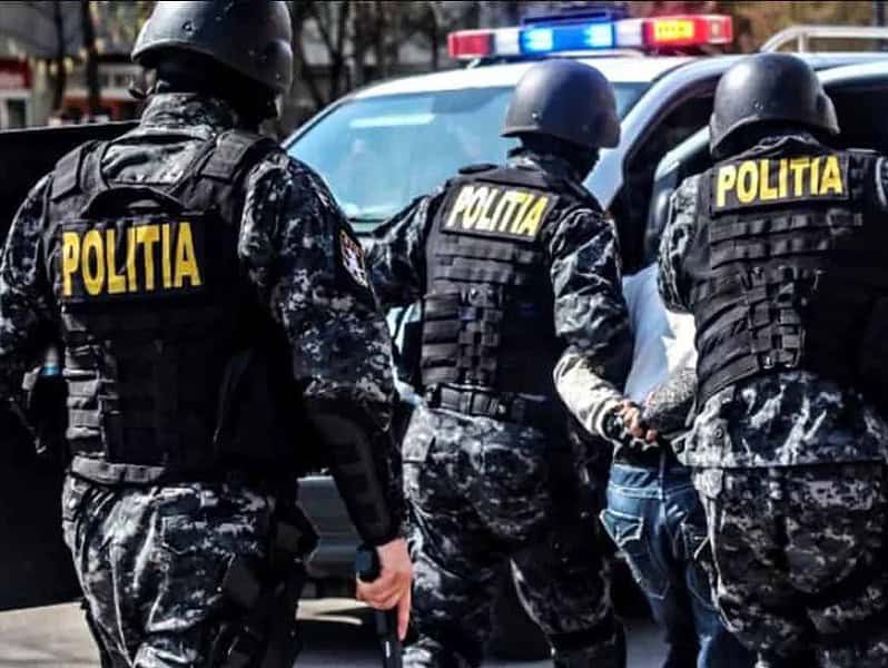 șapte persoane reținute în urma perchezițiilor de duminică de la sibiu și în alte patru județe într-un dosar legat de traficul ilegal de deșeuri