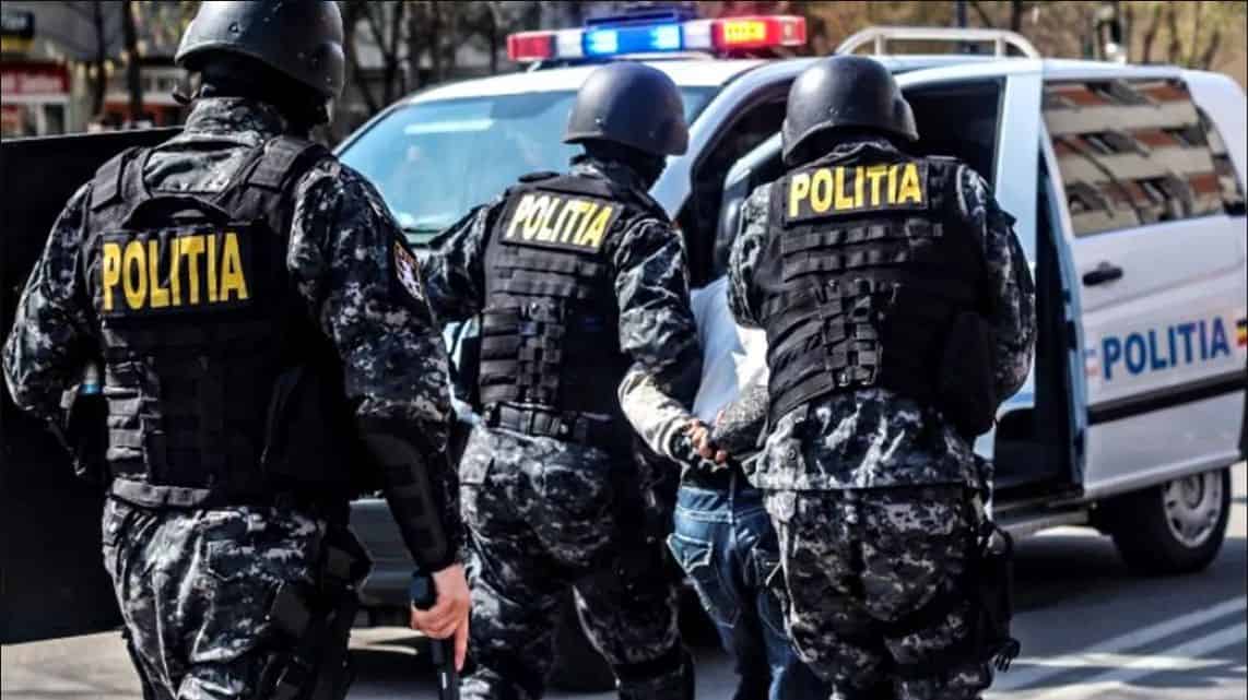 percheziții în sibiu, gura râului și dobârca la traficanți de droguri