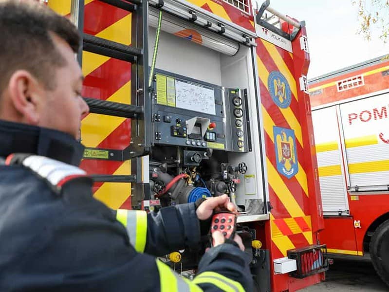 incendiu la un panou electric în piața unirii - a luat foc de la o țigară