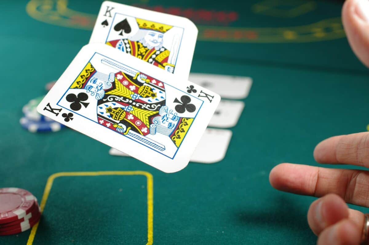 cum să eviți să te „tiltezi” la poker și de ce este un factor atât de important în creșterea nivelului de joc