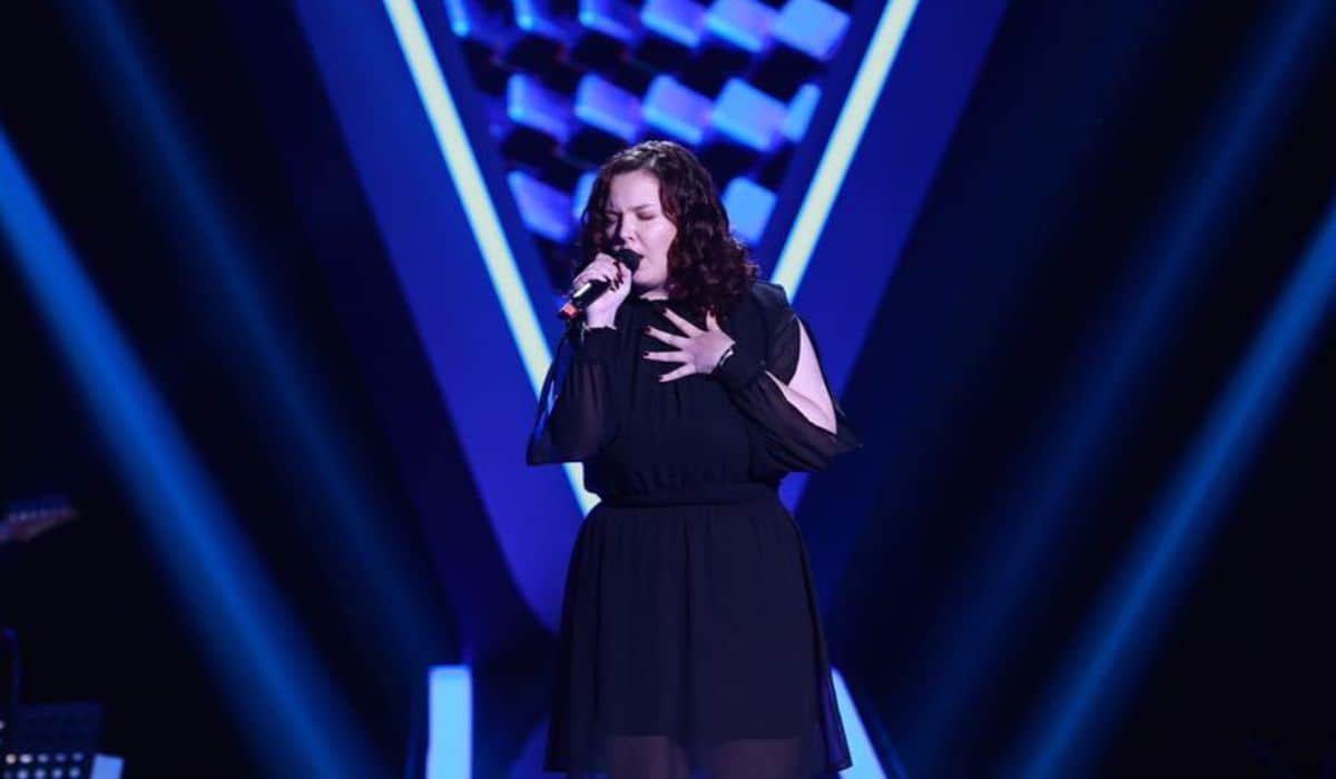 sibianca semifinalista la vocea româniei are nevoie de sprijin - ioana vecerdea: „mai e doar un pas până la marea finală!”