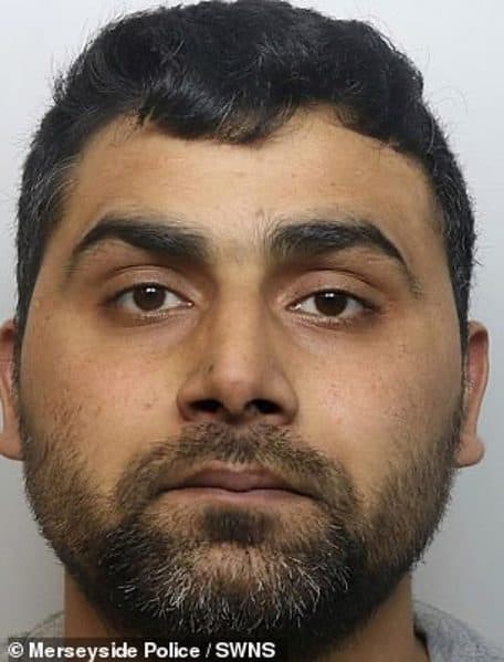 Sibian condamnat la închisoare pe viață în Marea Britanie fiindcă și-a omorât copilul - Va fi transferat într-un penitenciar din România sibian condamnat la închisoare pe viață în marea britanie fiindcă și-a omorât copilul - va fi transferat într-un penitenciar din românia