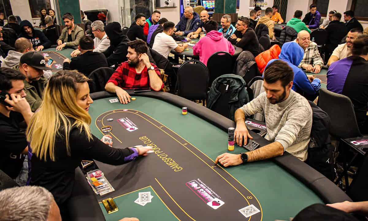 gamespot poker club, singura sală licențiată de poker din sibiu - sportul minții se joacă pe strada gimnasticii