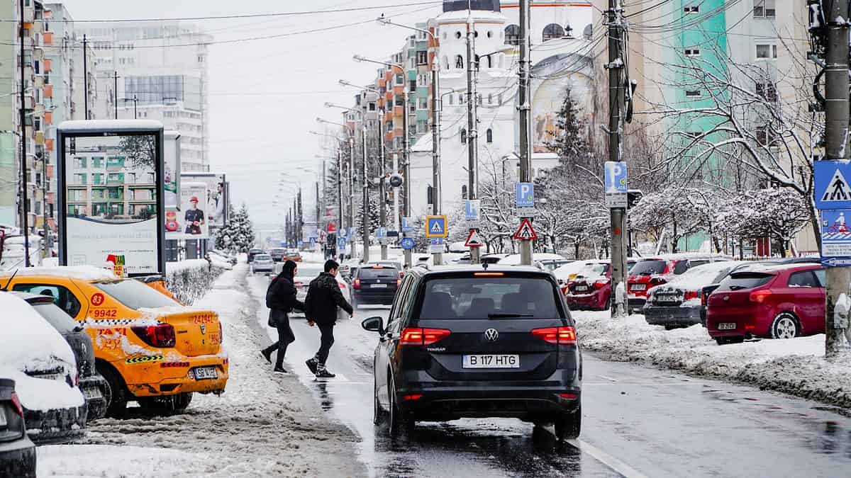 sibiul se pregătește pentru zăpadă: trei avertizări noi de ninsori puternice și viscol