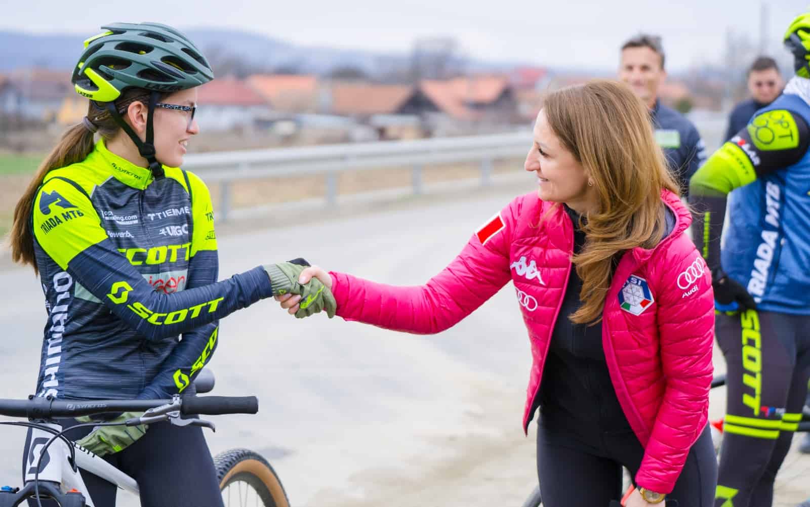 foto pista de biciclete dintre avrig și mârșa, finalizată cu trei luni înainte de termen