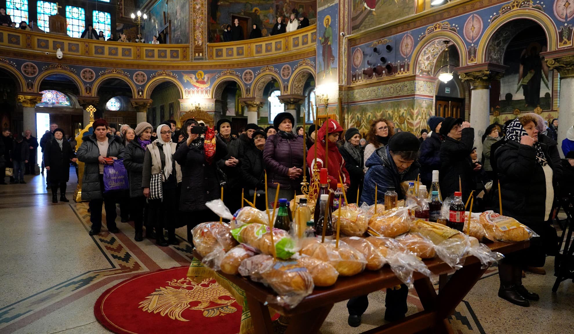 foto: credincioșii din sibiu au participat la procesiunea de florii la catedrala mitropolitană