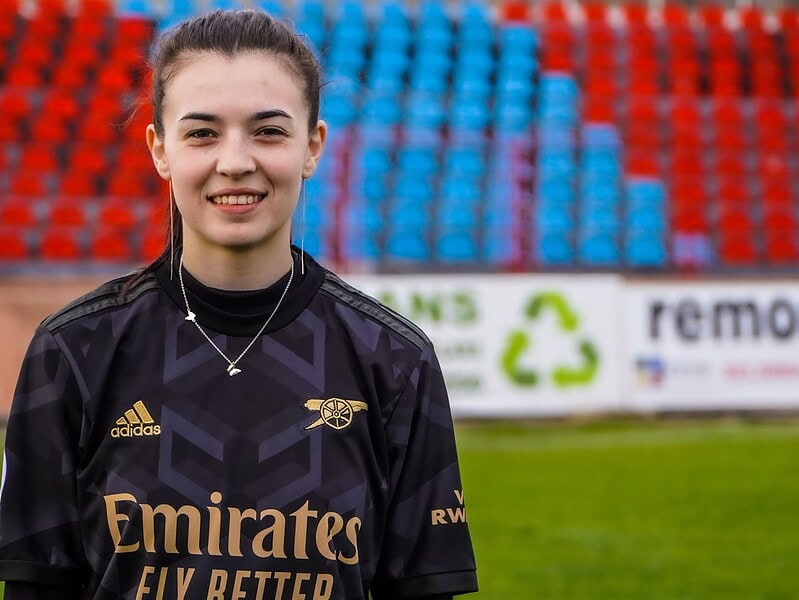 video foto cea mai bună jucătoare de la fc hermannstadt are planuri mărețe - maria constantinescu: “visez să joc la arsenal!”