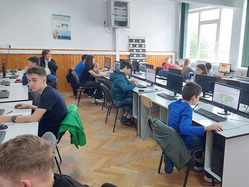 elevi din sibiu, pe podium la mica olimpiadă de geografie - tudosescu ștefan a luat premiul întâi