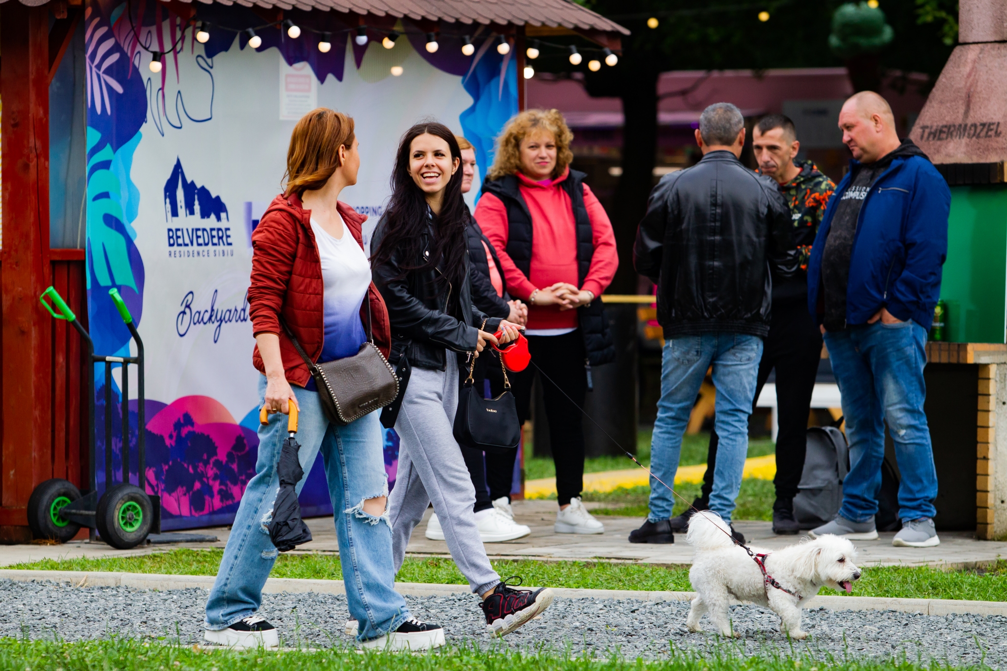 foto: a doua zi la i love șopa - mii de oameni au venit să le vadă pe delia, mira și ami - duminică ne distrăm cu gașca zurli și zdob și zdub