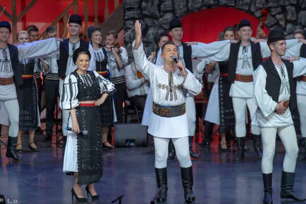 weekend plin de antren la festivalul internațional „cântecele munților”