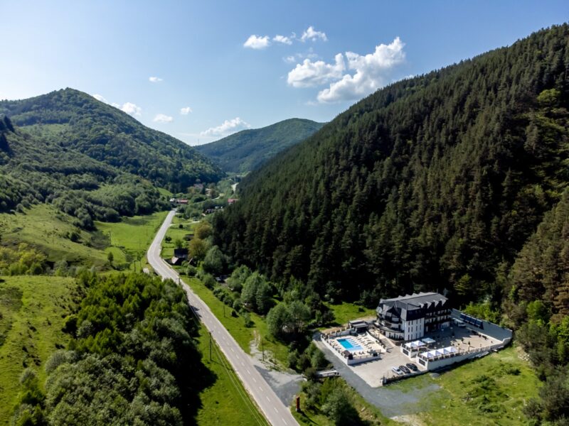 cinci sate frumoase din transilvania unde îți poți petrece vacanța de paște. rășinari, locul ideal pentru un sejur relaxant