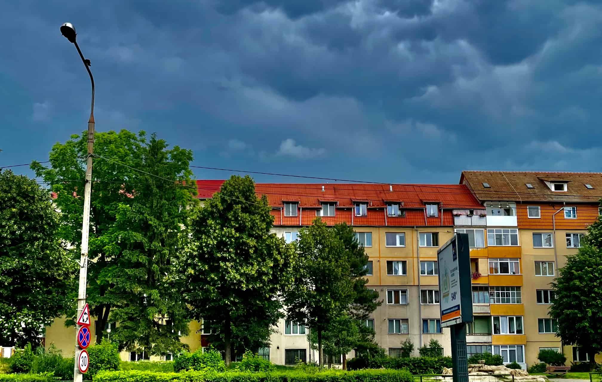 partea întunecată a sibiului. cartierele în care oamenii trăiesc în ghetouri, cuprinse de primărie într-un atlas al zonelor marginalizate