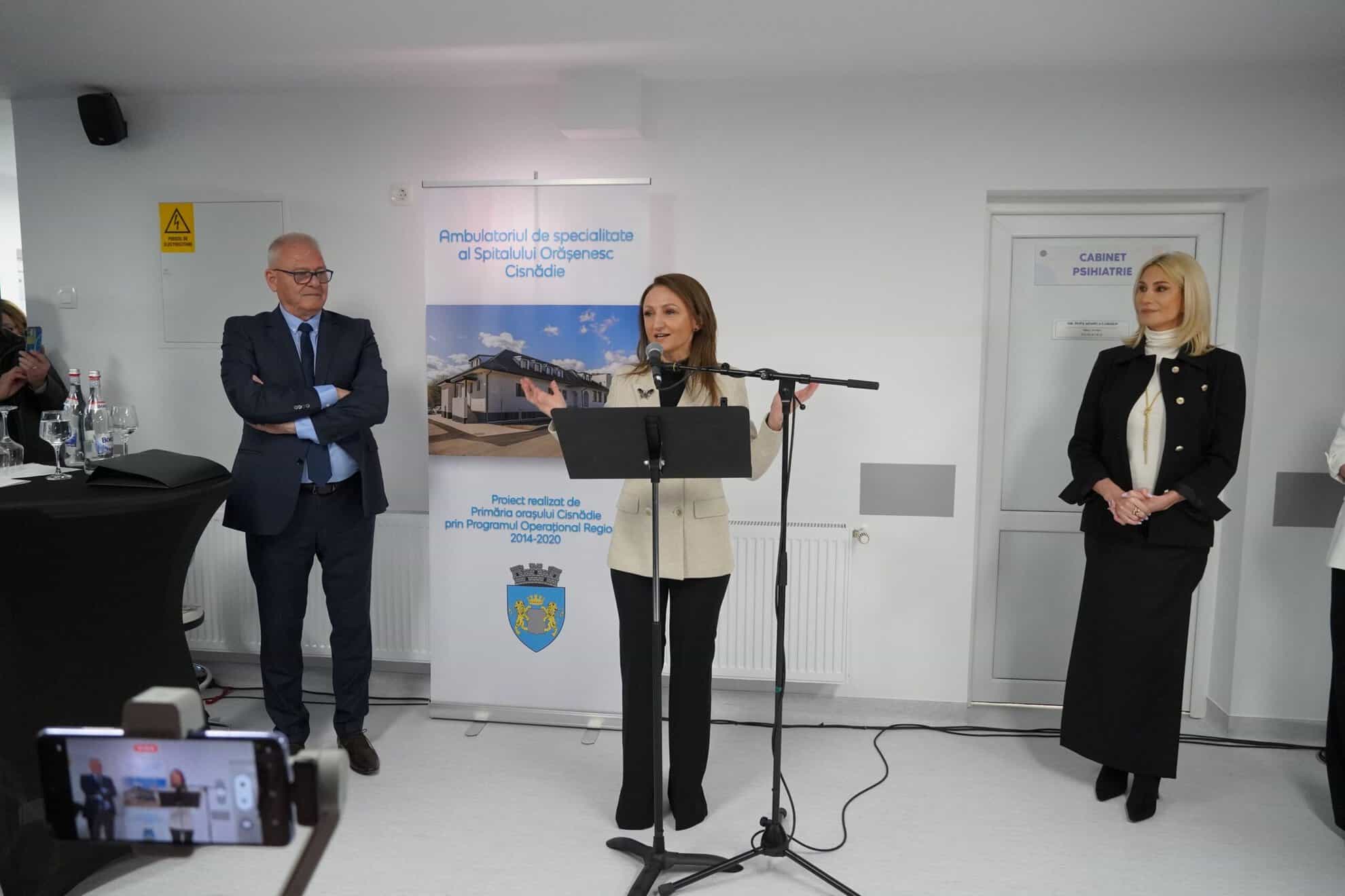s-a inaugurat policlinica spitalului orășenesc cisnădie. daniela cîmpean: „banii europeni ajută sistemul sibian de sănătate” (foto)