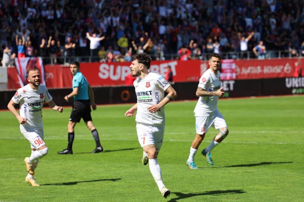 fc hermannstadt nu scapă de blestemul u cluj. oaspeții au egalat în minutul 97. s-a lăsat cu o bătaie generală la final (foto video)