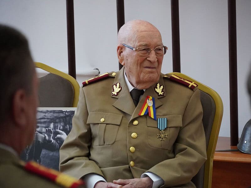 sibianul simion dragoman, medic chirurg și veteran de război, a împlinit 100 de ani (foto)