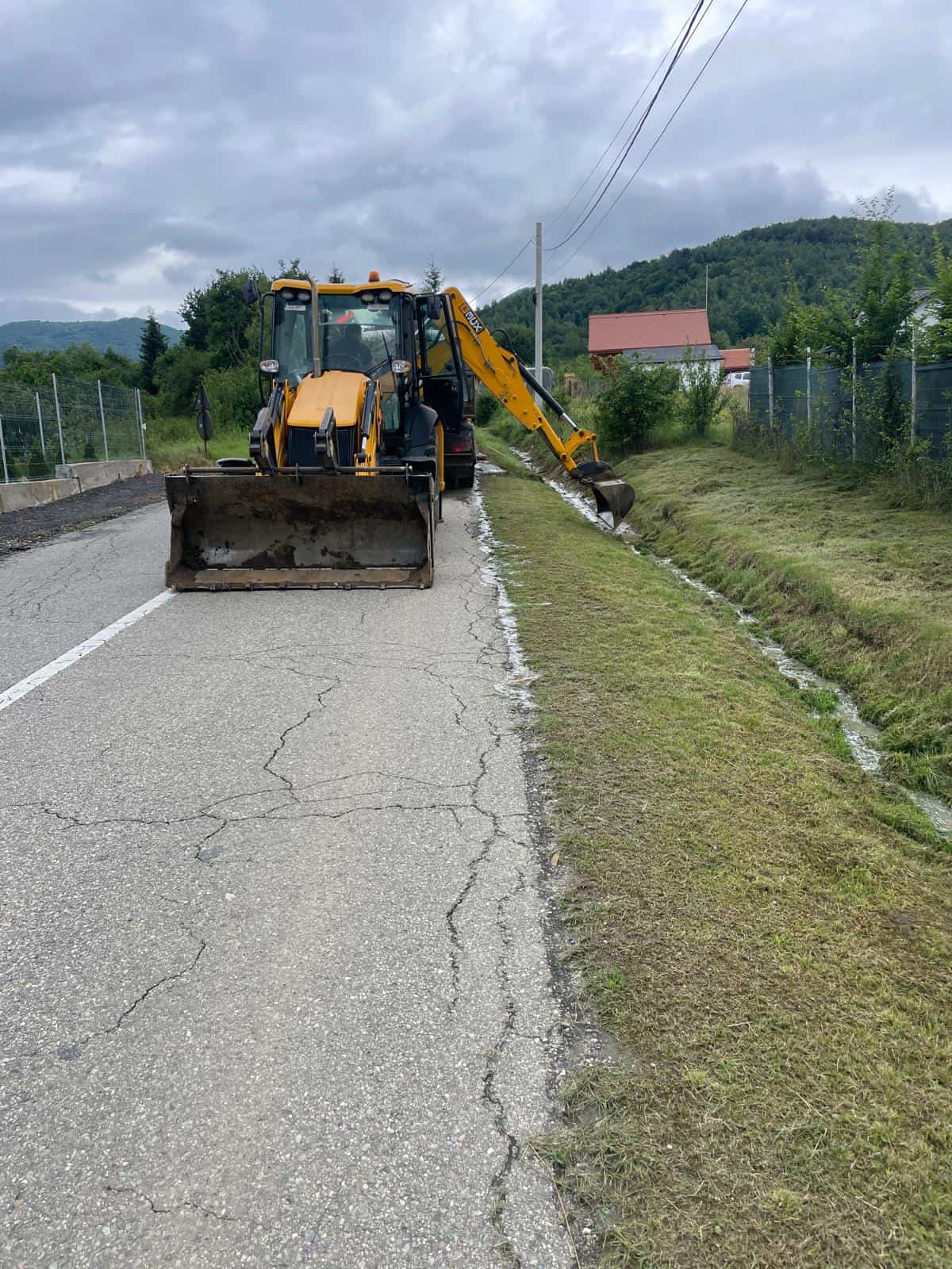 drumuri și poduri sa sibiu anunță toate lucrările programate pentru perioadele 10-14 iunie și 17-21 iunie 2024 pe drumurile din județ (foto - slide)