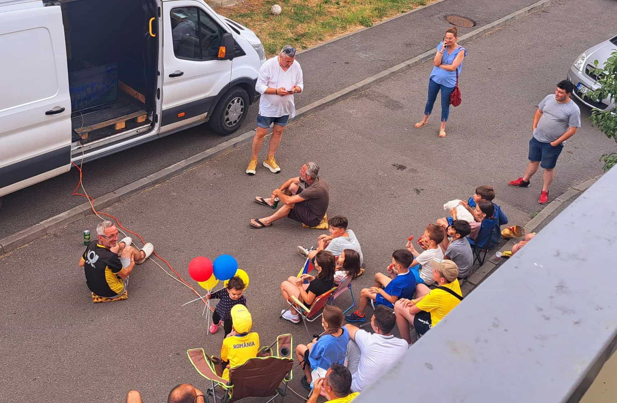 Cum au trăit sibienii ultimul meci din faza grupelor la EURO 2024: „Mai buni micii decât waffles!” (foto video) cum au trăit sibienii ultimul meci din faza grupelor la euro 2024: „mai buni micii decât waffles!” (foto video)
