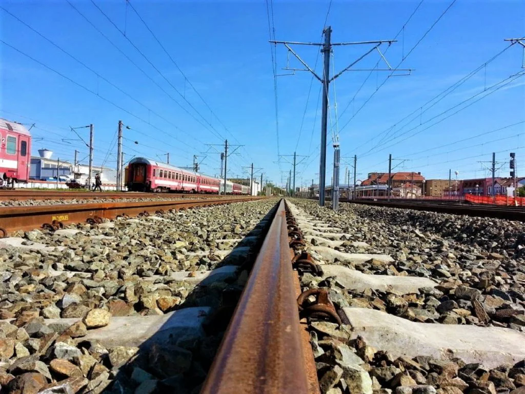 trenurile vor circula cu o viteză redusă în zona sibiului din cauza temperaturilor ridicate